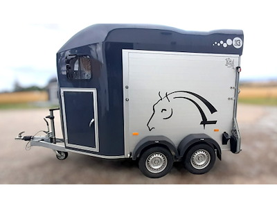 Hestetrailer  m/sadelrum (2 hest)