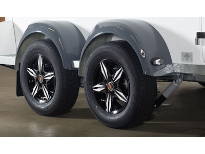 Hjul 14" 195/70 R 5H Alu Böckmann sort