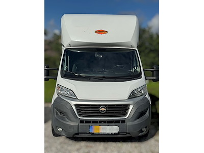 Böckmann Compact Stall hestebil