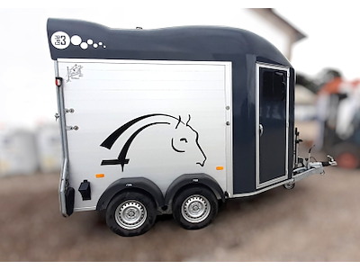 Hestetrailer  m/sadelrum (2 hest)