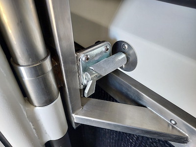 Corso 2-Hestes Renault Master Hvid