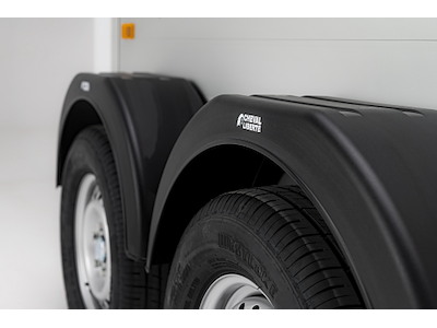 Cheval Skærm 13" sort plast m/logo