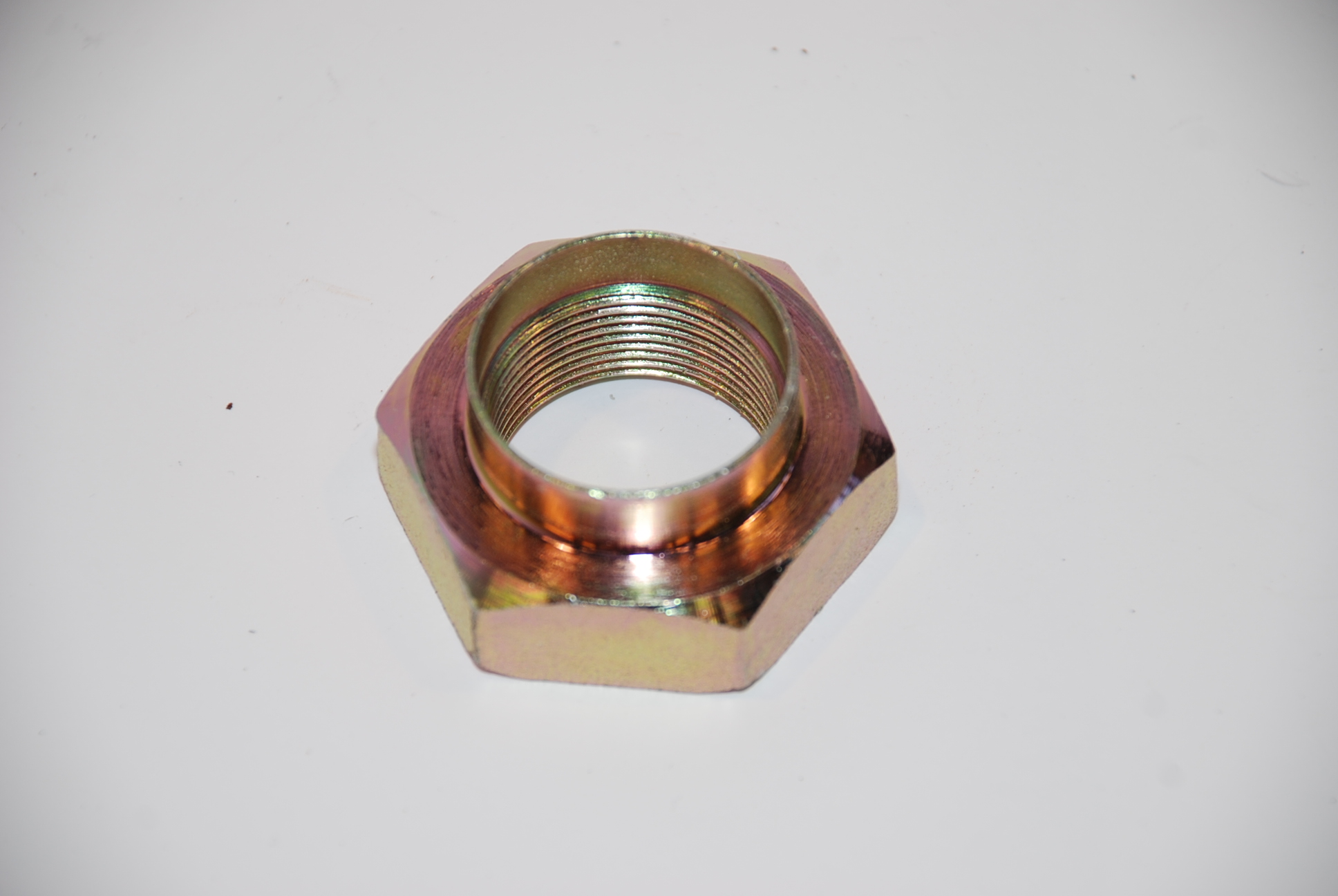 Aksler, Navkapsler og hjulbolte