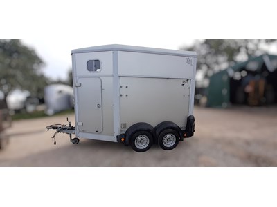 Ifor Williams HB506