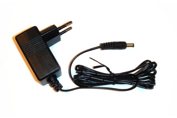 Omformer 220/12V1A 5,5mm stik