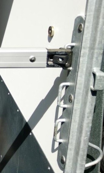 Bombeslag snap til sidevæg galvaniseret