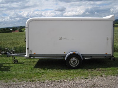 Cargo trailer 1000kg 4 timer