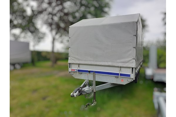 Presennings Trailer 3,5t Weekend